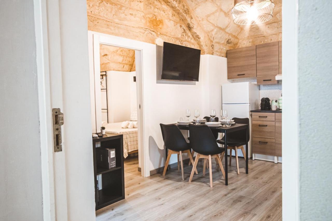 Sanavar Apartment Bari Exteriér fotografie